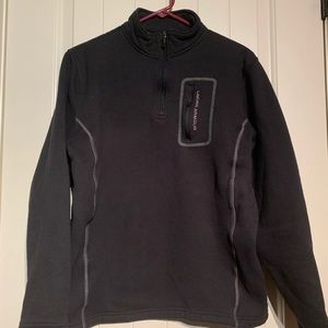 Under Armour black pullover M 1/2 zip